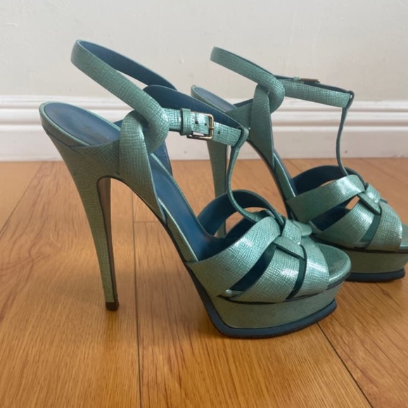 **Stunning Yves Saint Laurent Turquoise Blue Shoes - Size 37.5** - Picture 5 of 7